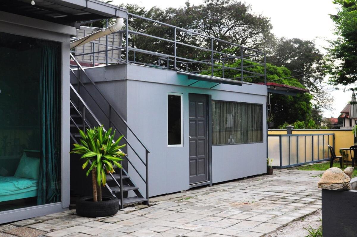 Grayhaus Spacious Bungalow & Garden Villa - Ss3 Petaling Jaya, Near Sunway - Stay Only No Events Exterior photo