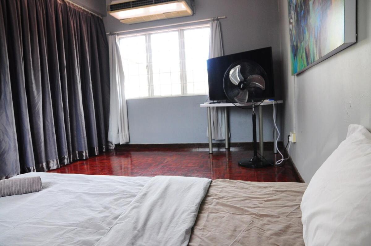 Grayhaus Spacious Bungalow & Garden Villa - Ss3 Petaling Jaya, Near Sunway - Stay Only No Events Exterior photo