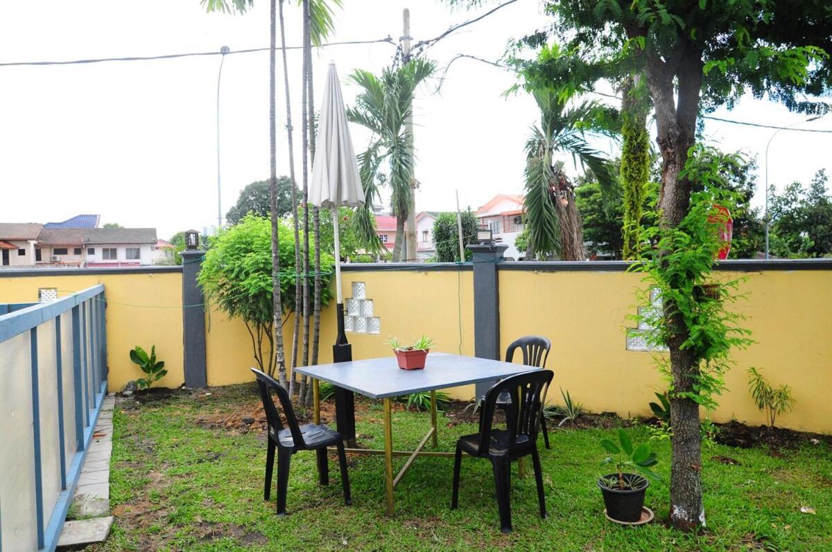 Grayhaus Spacious Bungalow & Garden Villa - Ss3 Petaling Jaya, Near Sunway - Stay Only No Events Exterior photo