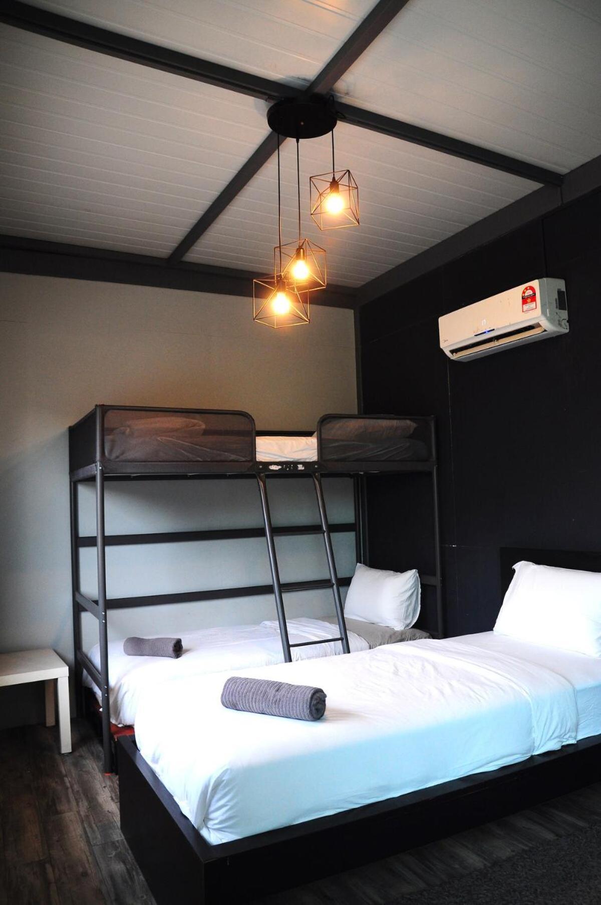 Grayhaus Spacious Bungalow & Garden Villa - Ss3 Petaling Jaya, Near Sunway - Stay Only No Events Exterior photo